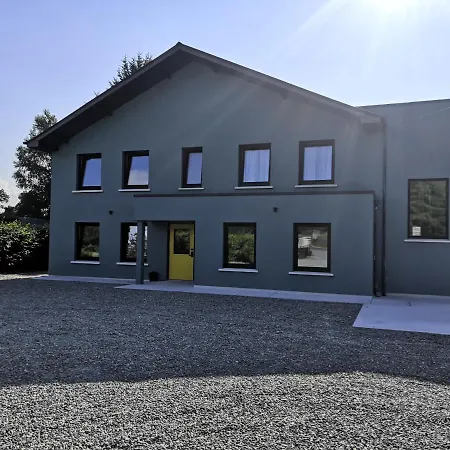 Gasthuis Cedar Woodford (Kerry)