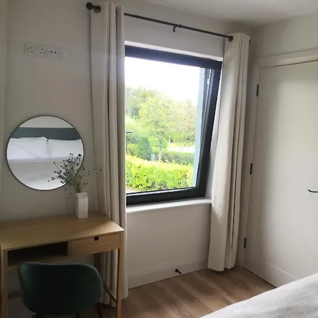 Cedar * Woodford (Kerry)